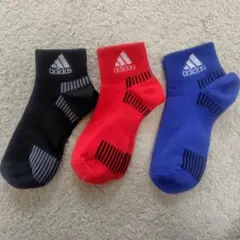 新品☆adidas キッズ靴下 3色セット
