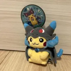 ポケモンセンター マスコット メガリザードンXのポンチョを着たピカチュウ