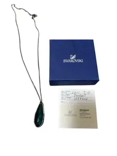 Swarovski クリスタルネックレス