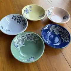 パステルカラー 小鉢5枚セットのサムネイル