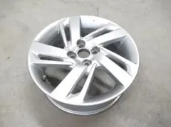 ダイハツ ロッキー アルミホイール　6J　+40　PCD 100　トヨタ　ライズ トヨタ ライズ アルミホイール 6J +40 PCD 100 ダイハツ ロッキー