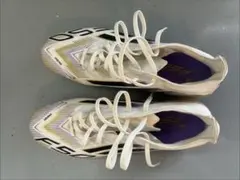 adidas F50 サッカースパイク ホワイト ゴールドのサムネイル
