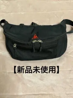 ル・コック ナイロン製・ボディバッグ (ブラック)