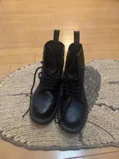 Dr. Martens 黒 レザー ハイカットブーツ
