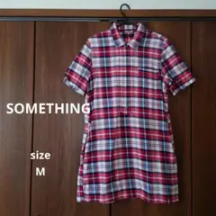 美品 SOMETHING ワンピース Mのサムネイル