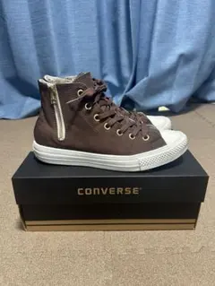 CONVERSEのハイカットスニーカー