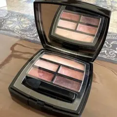 CHANEL レ ベージュ　パレットルガール　クール　ドゥ　アイシャドウ