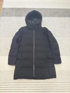ユニクロ　シームレスダウンショートコート アウタージャケット 撥水 防風 L　黒