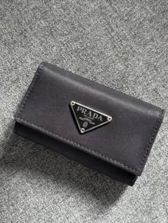 PRADA キーケース　ナイロン　黒　三角ロゴ