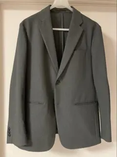 ユニクロ　感動ジャケット　ダークグレー　Lサイズ