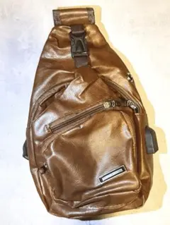 ブラウン スリングバッグ