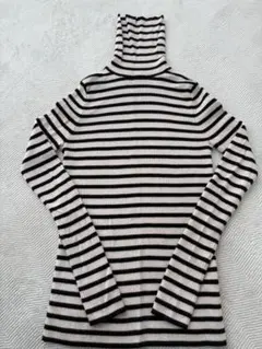 UNIQLO タートルネックLサイズ