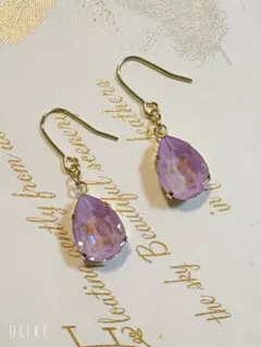 雫型ラベンダーディライトスワロフスキーのピアス