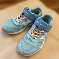 ニューバランス　キッズスニーカー　19cm