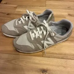 New Balance ベージュ スニーカー　25cm