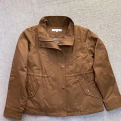 NATURAL BEAUTY BASIC ライナー付ジャケット　ブラウンSサイズ