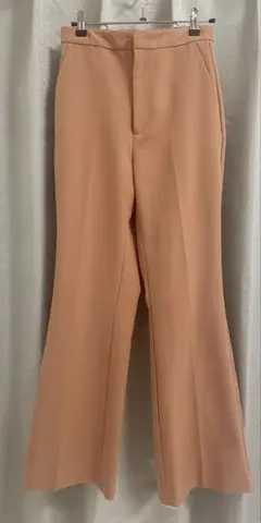 GU ストレッチフレアパンツ