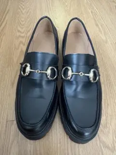 厚底ローファー ブラック ゴールドバックル