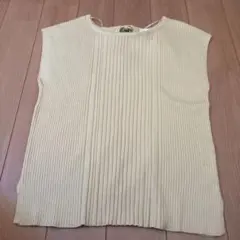 GU ノースリーブトップス M イエロー（新品未使用）