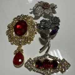 ビンテージ風 ブローチ4点