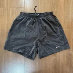 Nike DRI-FIT ブラックショートパンツ