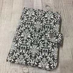 マルチカードケース（お薬手帳・保険証・通帳等）ブラックダマスク