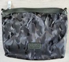 カモフラージュ柄 ナイロンショルダーバッグ