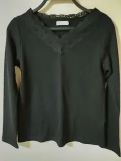 earth music&ecology レース付きVネック長袖