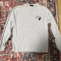 グレー 長袖トレーナー キャラクター刺繍