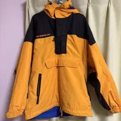 手*巻様 ellesse VERTICAL DIVE マウンテンパーカー　90sのサムネイル