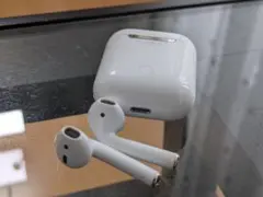 【値下げ】純正品AirPods本体 ホワイト 充電ケース付き