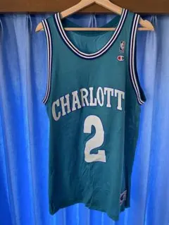 Item thumbnail for item 62f9d69d-47bf-4f25-a060-44931df28538