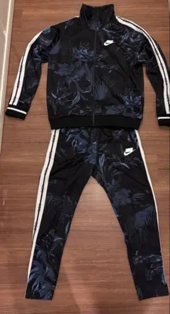 Nike ナイキ フローラル セットアップ XL NIKE フローラル XL 花柄 ジャージセットアップ 希少 - メルカリ