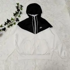 【美品】NIKE ウィンドランナー ジャケット　XL