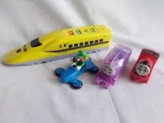 Item thumbnail for item 0e4fdb04-6dfb-4726-afd7-f7743bed46de