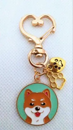 肉球と肉球ハートと茶柴の犬キーホルダー