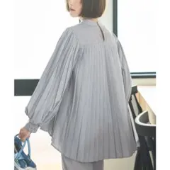 RUIRUE BOUTIQUE ルイルエブティック　プリーツフレア　トップス