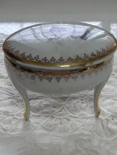 フランス製　陶磁器　花柄アクセサリーケース