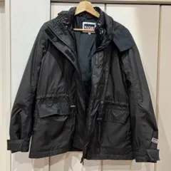 マウンテンパーカー