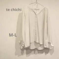 10/14まで値下げテチチte chichiオフホワイトブラウス