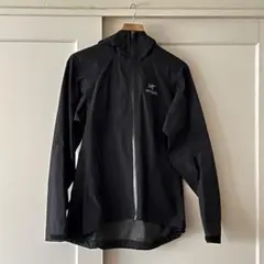 ARC'TERYX マウンテンジャケット　CA34438 GORE-TEX ARC'TERYX アークテリクス CA34438 アルファSV GORE-TEX ゴアテックス