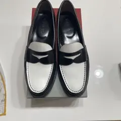 Item thumbnail for item 5dc2ffcd-ad4a-486e-b3d9-47f1e8a2d527