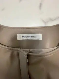 NATURAL BEAUTY BASIC ベージュレザージャケット