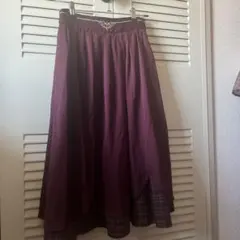 axes femme 赤系 スカート