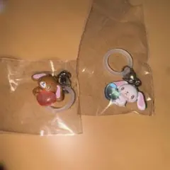 めじるしアクセサリー サンリオ しろうさ くろうさ2個セット