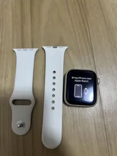 瑛*中様 美品 Apple Watch 40mm SE第2世代A2725