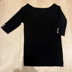 美品★ パール付き シンプル 黒トップス ブラックのサムネイル