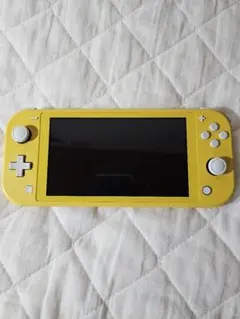 Nintendo Switch Lite イエロー 本体　初期化済み