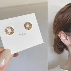ミニモチーフ♡リース ゴールド⭐︎シンプル キラキラ 小さめ ピアス イヤリング