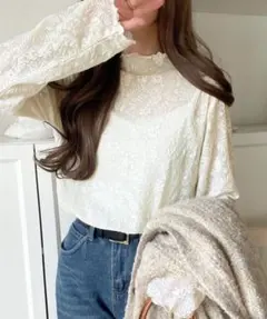 プチハイネック花柄レースメロウトップス（長袖）